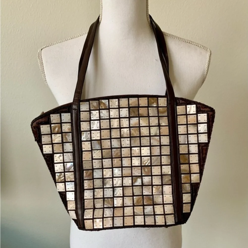 Mother of pearl sea shell handbag